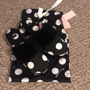 Victoria’s Secret Slippers NWT Size M 7-8